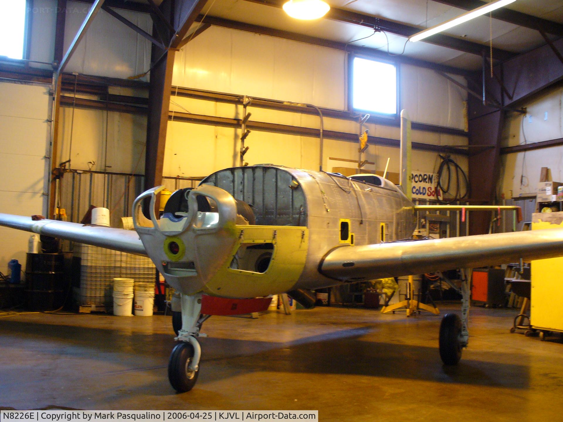 N8226E, 1957 Beech D-45 Mentor C/N BG-379, Beech T-34B