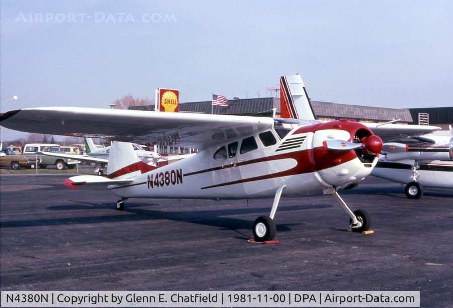 N4380N, 1947 Cessna 195 C/N 7026, On the ramp