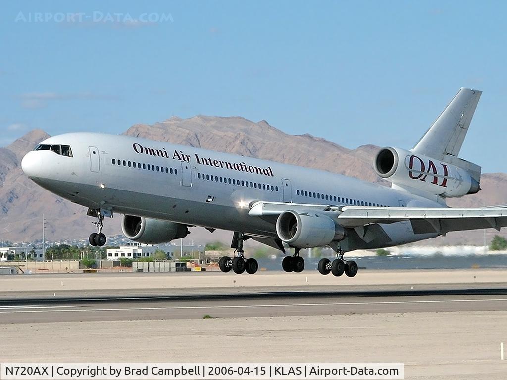 N720AX, 1980 McDonnell Douglas DC10-30 C/N 48252, Omni Air International /  Mcdonnell-douglas DC-10-30 - Landing RWY 25L