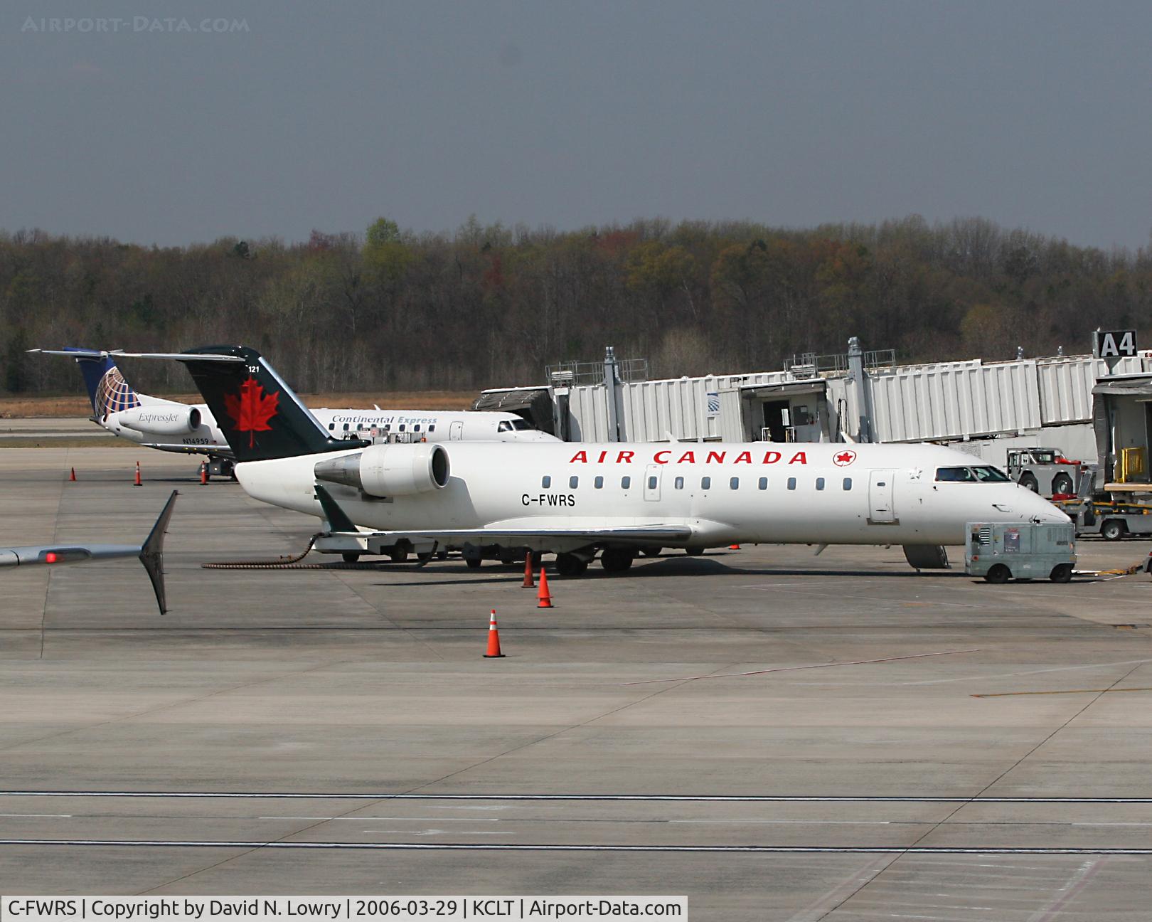 C-FWRS, 1996 Canadair CRJ-100ER (CL-600-2B19) C/N 7112, C-FWRS at KCLT.