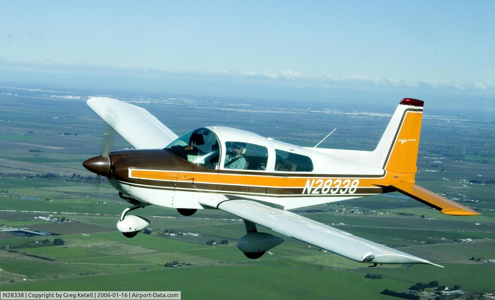 N28338, 1977 Grumman American AA-5B Tiger C/N AA5B0569, 1977 Grumman Tiger, AA5B, Central Valley, California