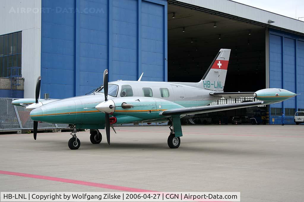 HB-LNL, 1980 Piper PA-31T Cheyenne II C/N 31T-8020083, visitor