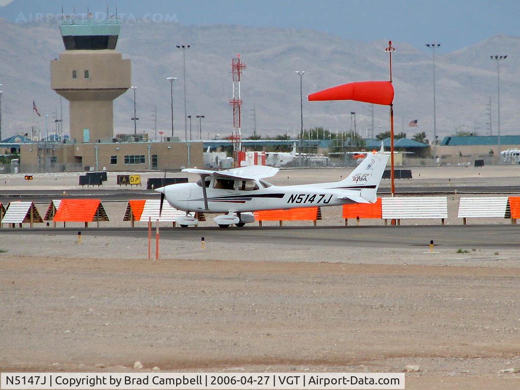 N5147J, 2001 Cessna 172S C/N 172S9021, Privately Owned / 2001 Cessna 172S
