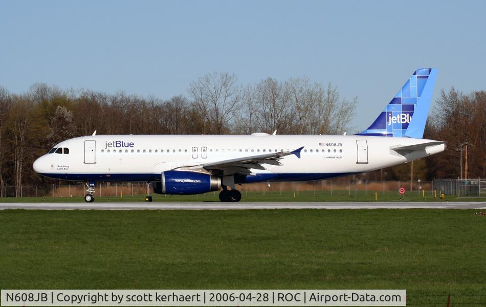 N608JB, 2005 Airbus A320-232 C/N 2415, nice rudder