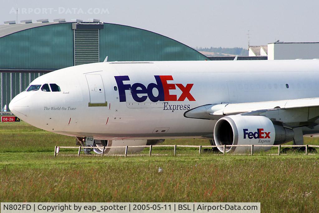 N802FD, 1990 Airbus A310-324/F C/N 542, Lining up Runway 34 for CDG