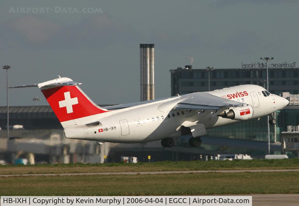 HB-IXH, 1993 British Aerospace Avro 146-RJ85 C/N E.2233, Swiss RJ blasting past the terminals.