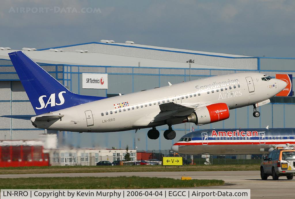 LN-RRO, 1998 Boeing 737-683 C/N 28288, SAS 737 lifting off from 06L.