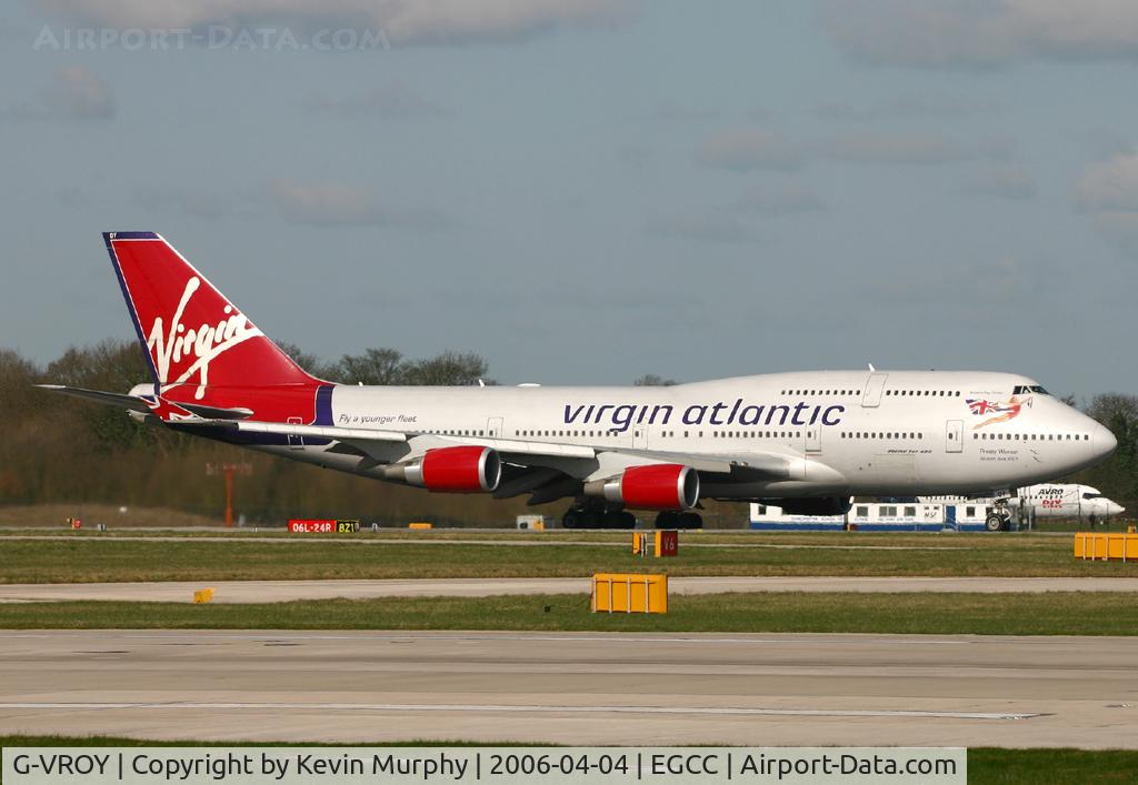 G-VROY, 2001 Boeing 747-443 C/N 32340, One of Virgins finest starting to roll down 06L.