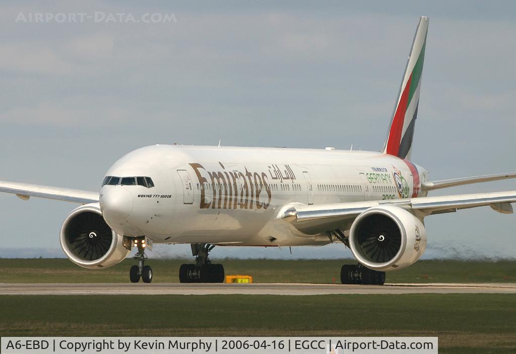 A6-EBD, 2005 Boeing 777-31H/ER C/N 33501, Emirates fine looking B.777 waiting at the threshold of 24L.