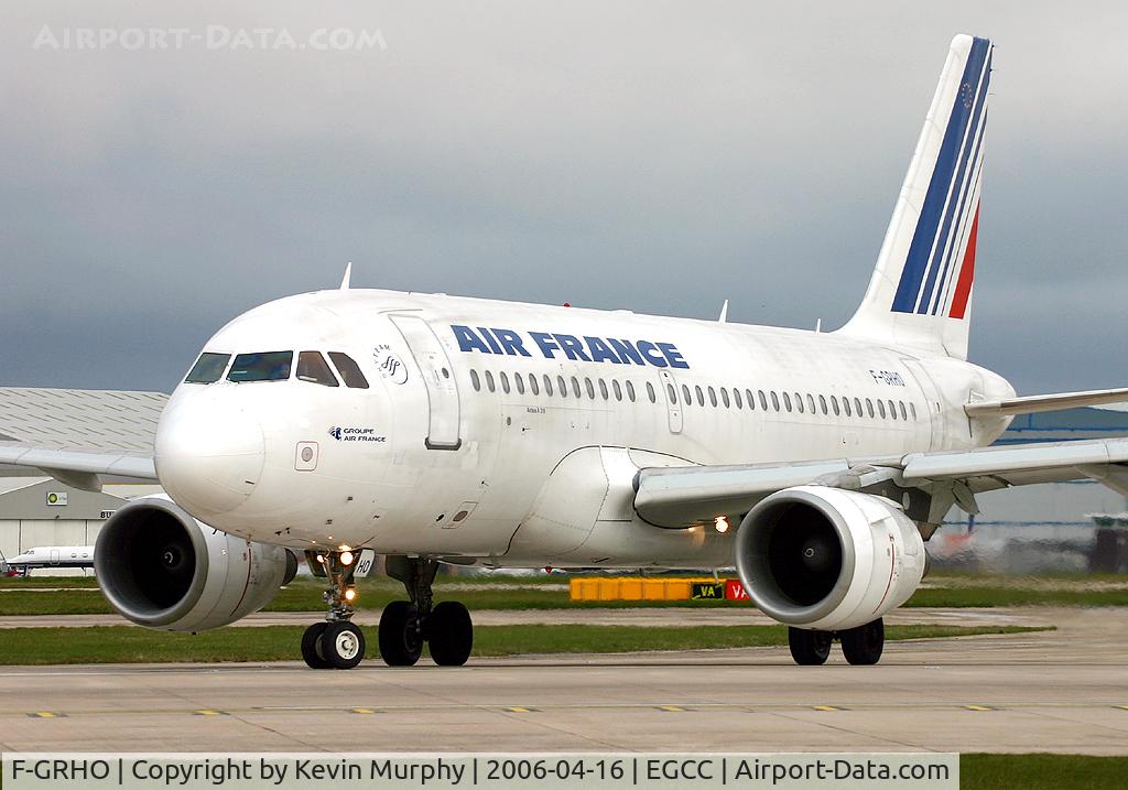 F-GRHO, 2000 Airbus A319-111 C/N 1271, A very dirty Air France Airbus.