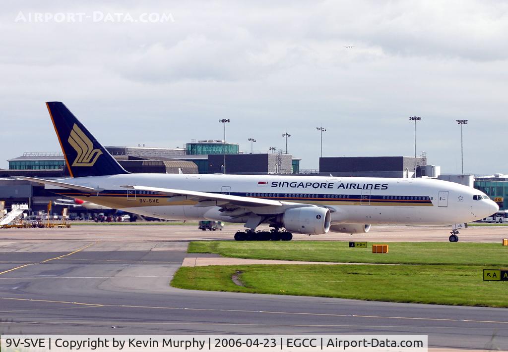 9V-SVE, 2001 Boeing 777-212/ER C/N 30870, Great looking B.777 leaving the terminal.
