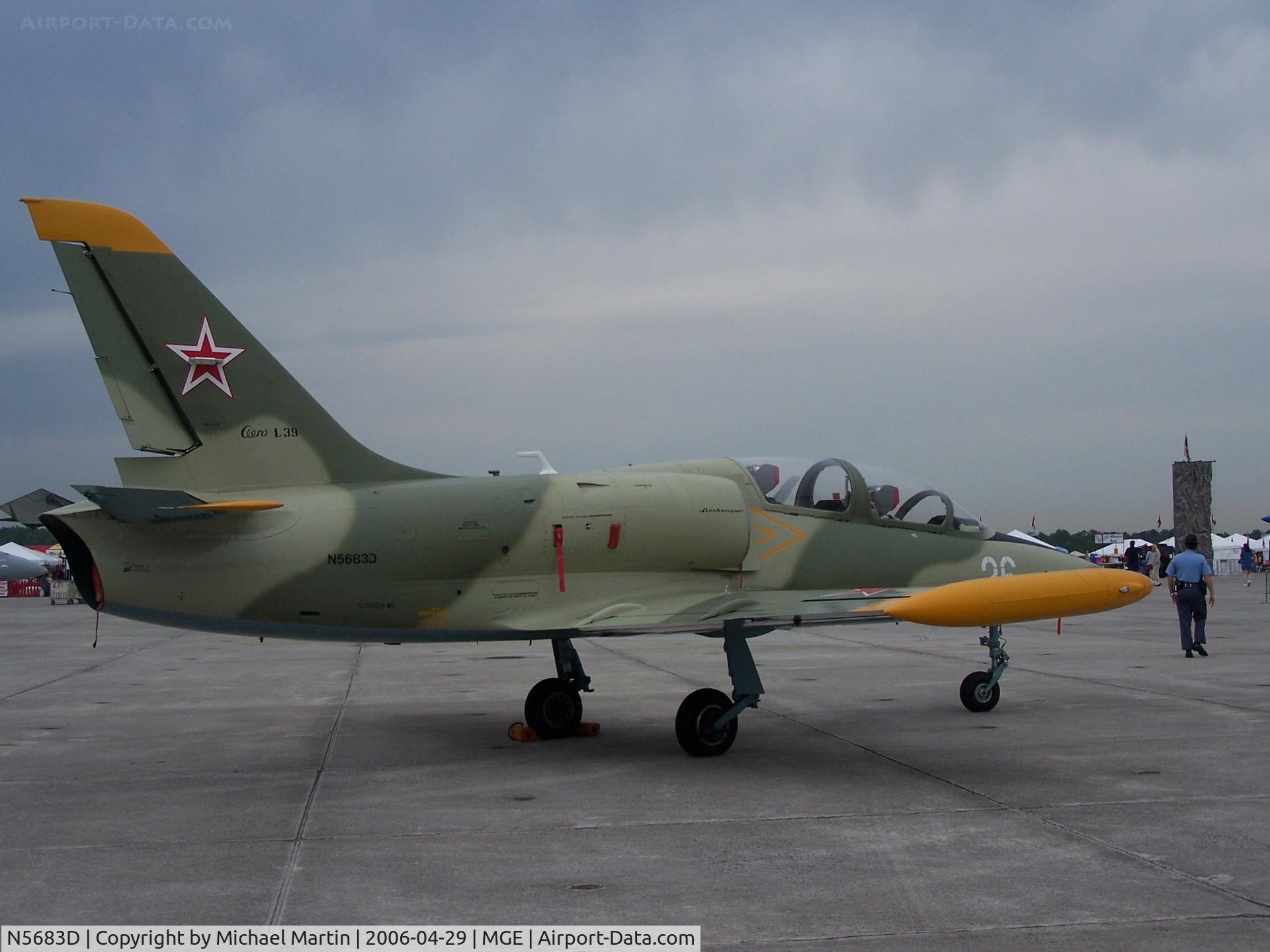 N5683D, 1979 Aero L-39C Albatros C/N 931529, On Display @ NAS Atlanta Air Show