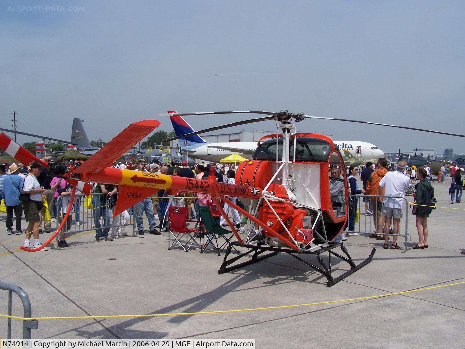 N74914, 1968 Hughes TH-55 C/N 67-15442, On Display @ NAS Atlanta Air Show