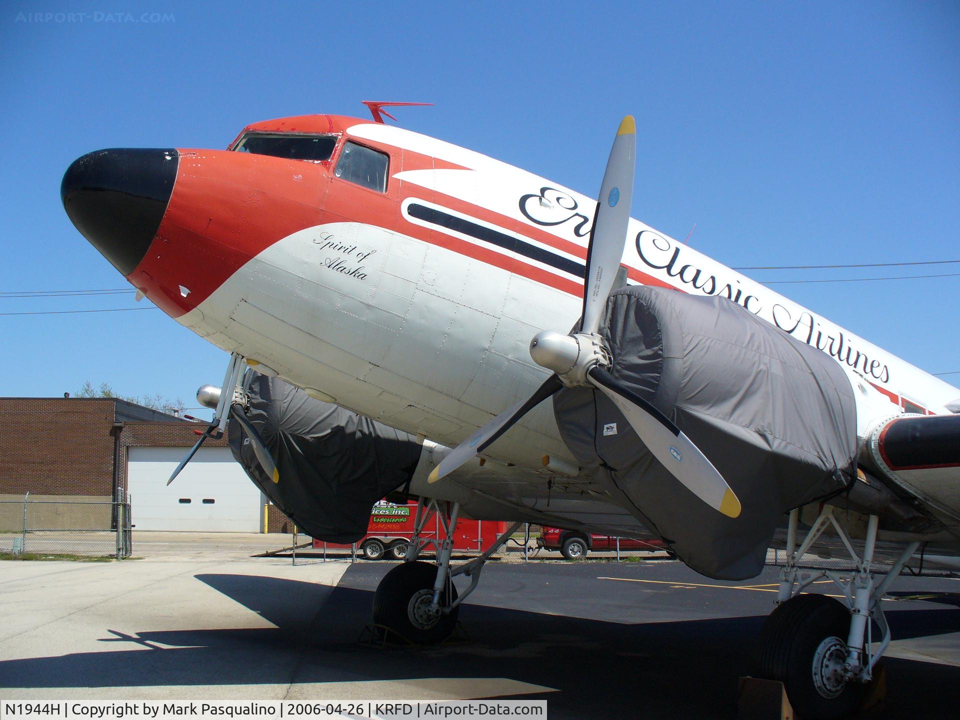 N1944H, 1945 Douglas DC-3C (C-47B-50-DK) C/N 34378, DC-3