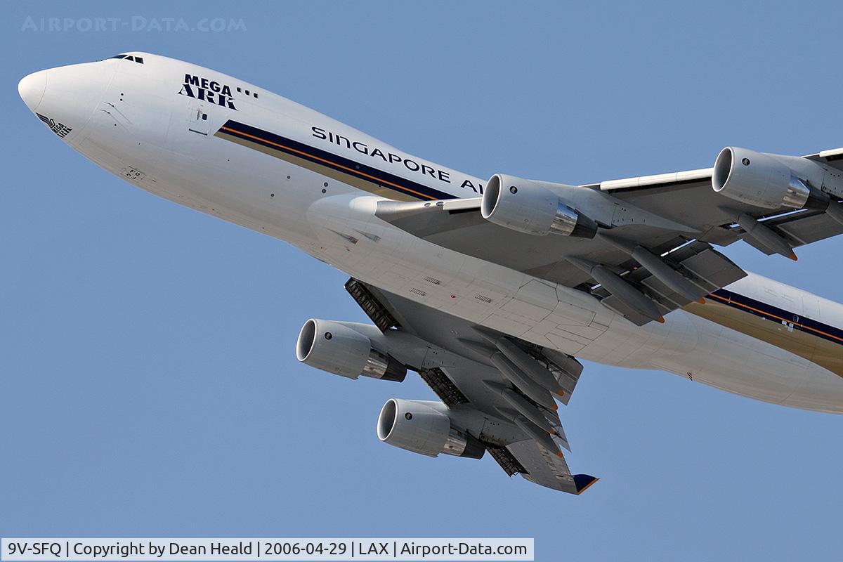9V-SFQ, 2006 Boeing 747-412F(SCD) C/N 32901, Close-up of Singapore Airlines Cargo 9V-SFQ (FLT SQC7965) climbing out from RWY 25L enroute to Ted Stevens Anchorage Int'l (PANC), Alaska.