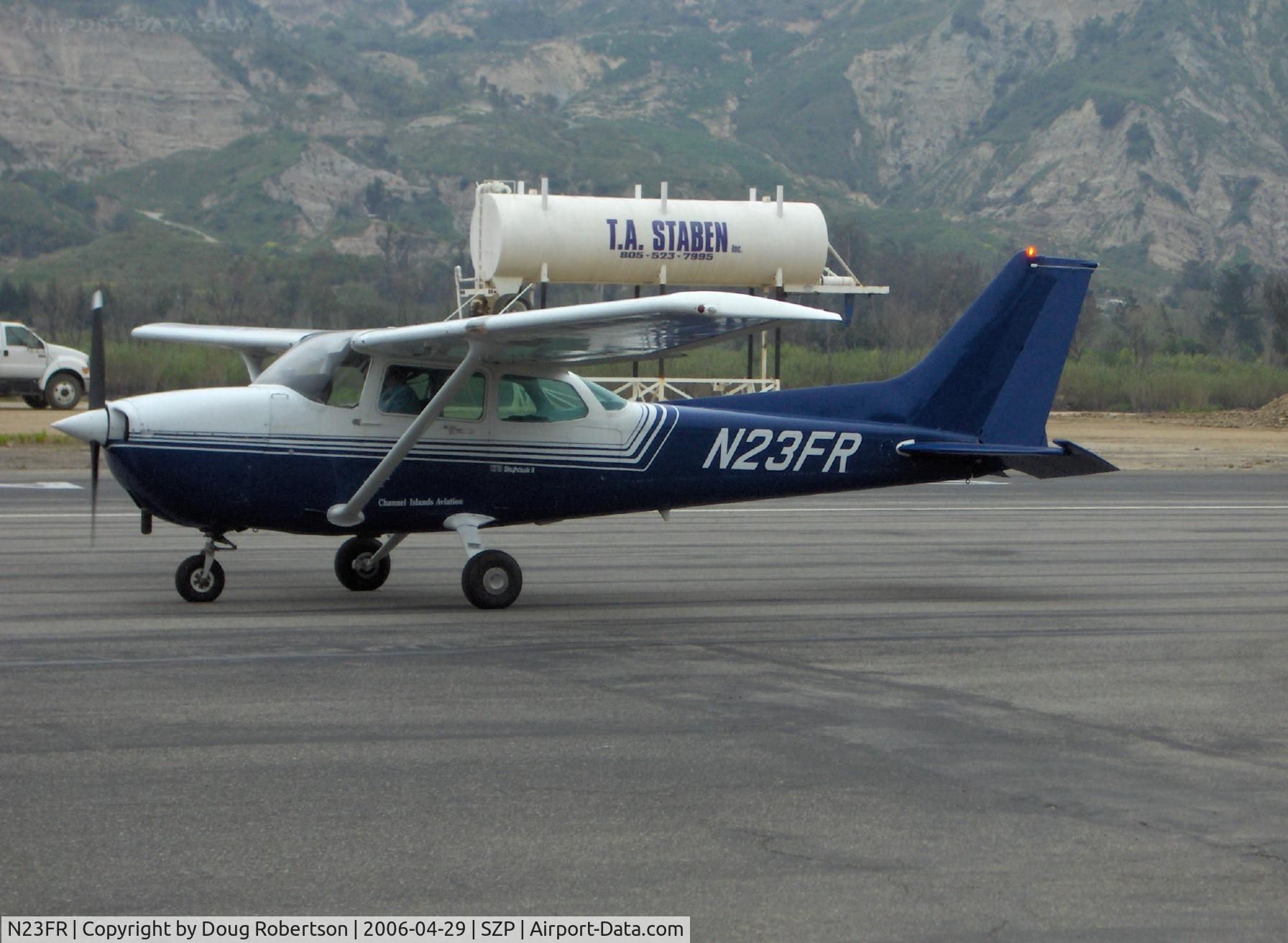N23FR, 1982 Cessna 172P C/N 17275772, 1982 Cessna 172P, Lycoming O-320-H2AD 160 Hp, taxi after landing