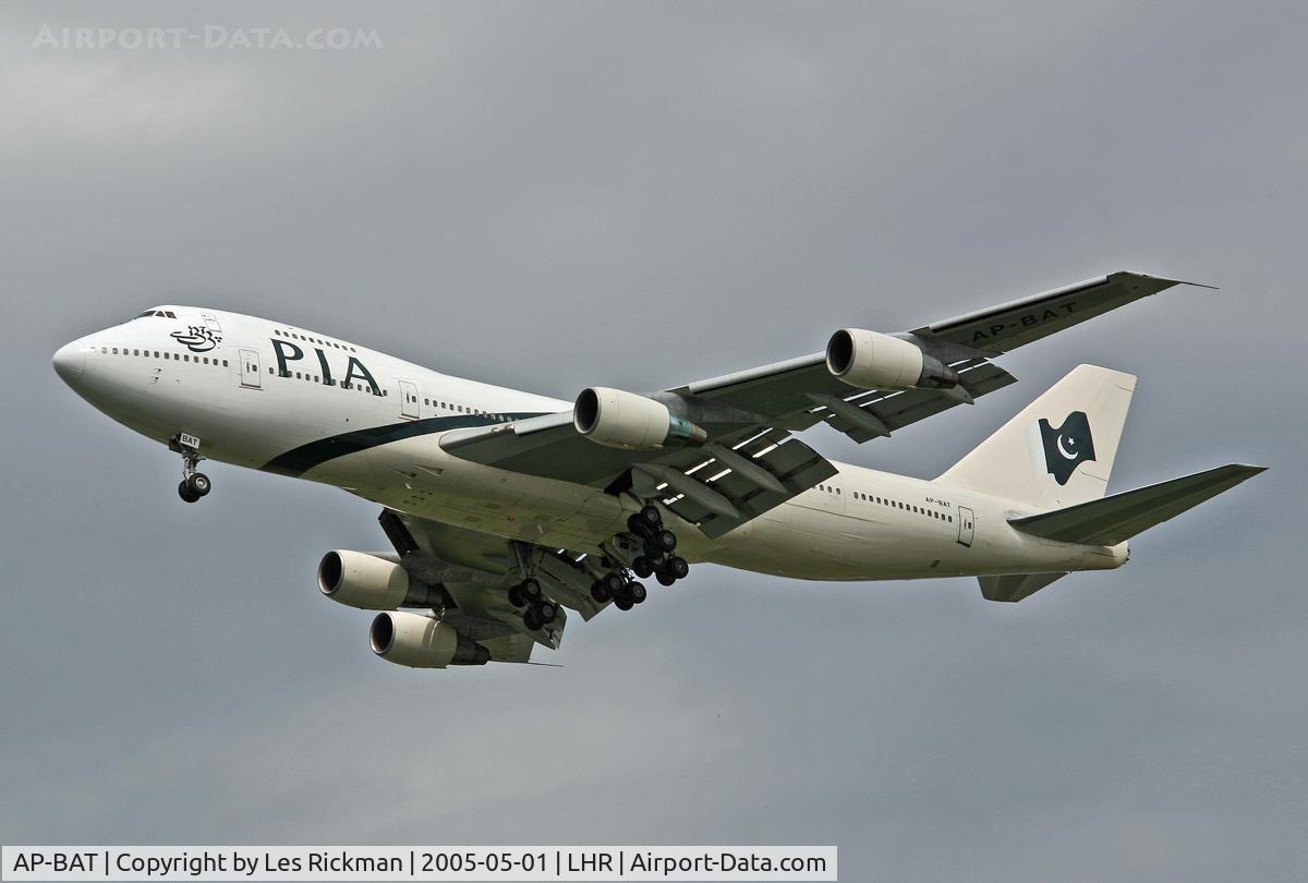 AP-BAT, 1980 Boeing 747-240B C/N 22077, Boeing 747 240B (SCD)