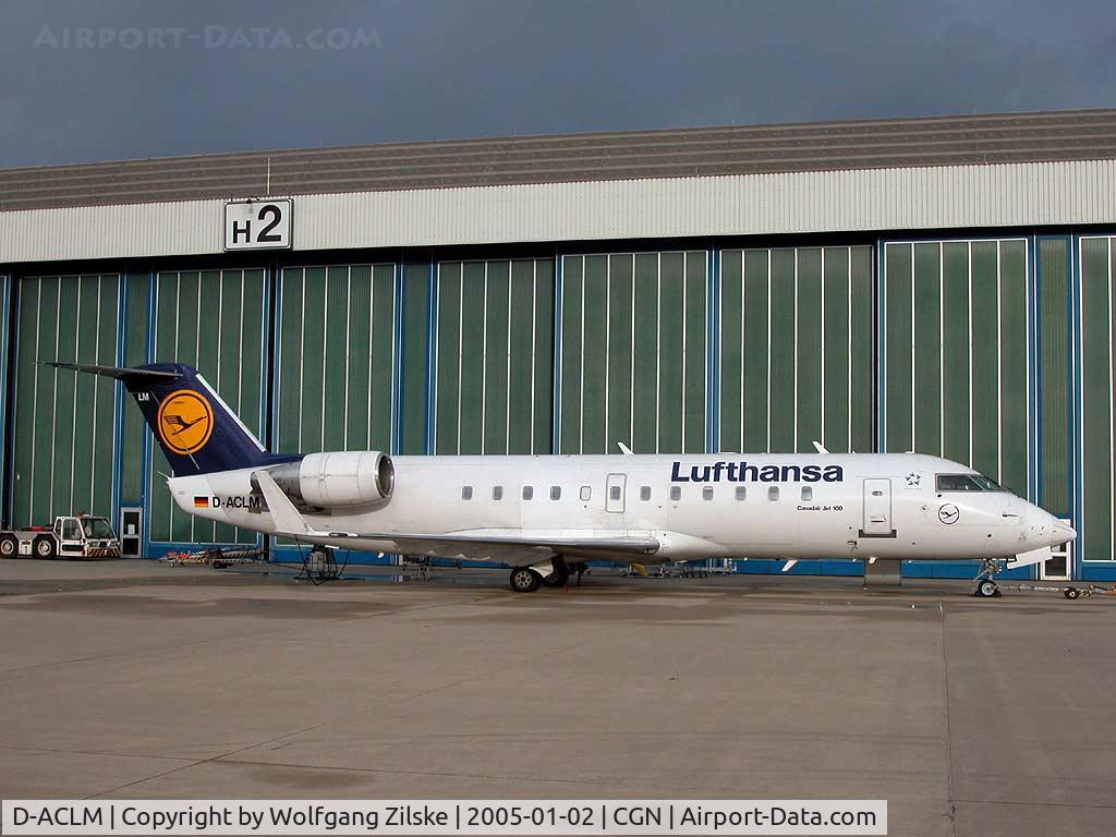D-ACLM, 1993 Canadair CRJ-100LR (CL-600-2B19) C/N 7025, visitor