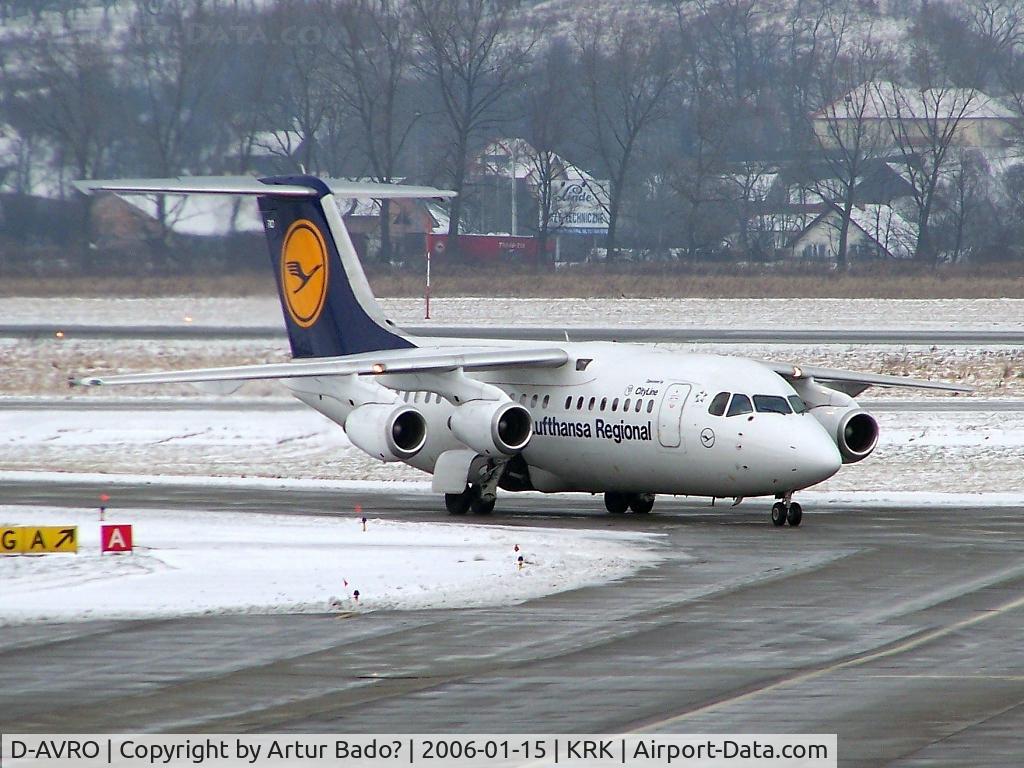 D-AVRO, 1994 British Aerospace Avro 146-RJ85 C/N E.2246, Lufthansa - taxing via G to the apron
