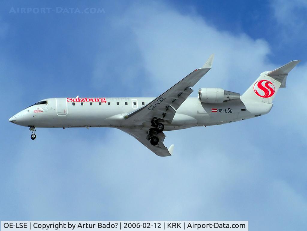 OE-LSE, 2004 Bombardier CRJ-200ER (CL-600-2B19) C/N 7990, Salzburg Spirit - landing on rwy 25