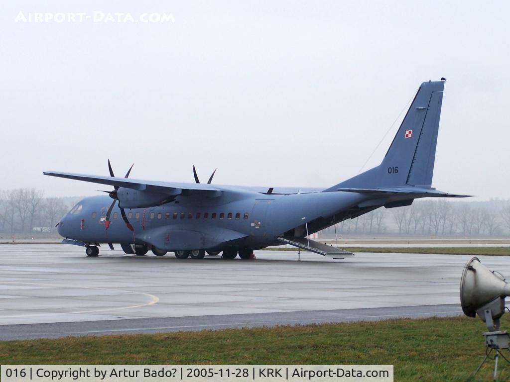 016, 2004 CASA C-295M C/N S-018, Poland Air Force - Casa C295
