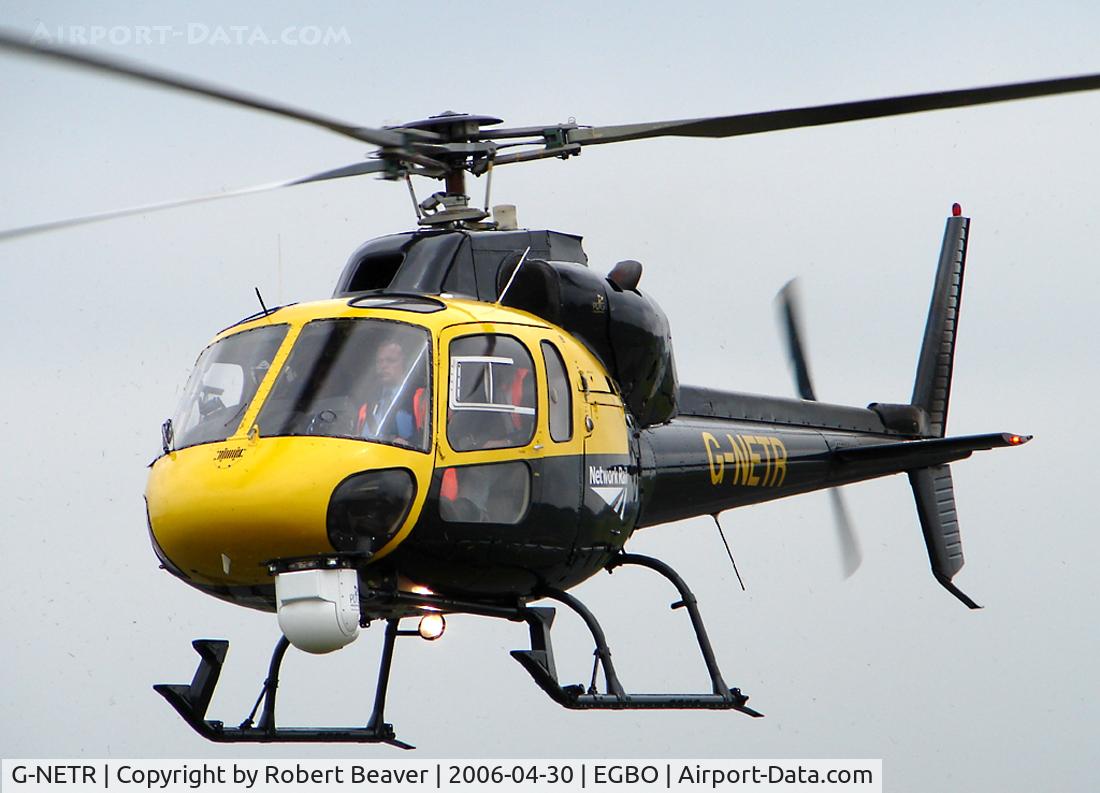 G-NETR, 1982 Aerospatiale AS-355F-1 Ecureuil 2 C/N 5164, Aerospatiale AS-355F-1 Twin Squirrel (Halfpenny Green)