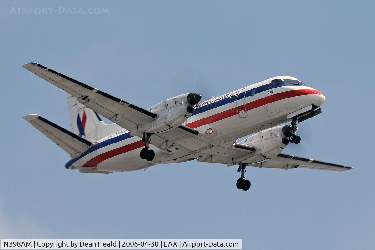 N398AM, 1996 Saab 340B C/N 340B-398, American Eagle N398AM (FLT EGF 42) on short final for RWY 24R concluding a 22-minute flight from Santa Barbara Municipal (KSBA), California.
