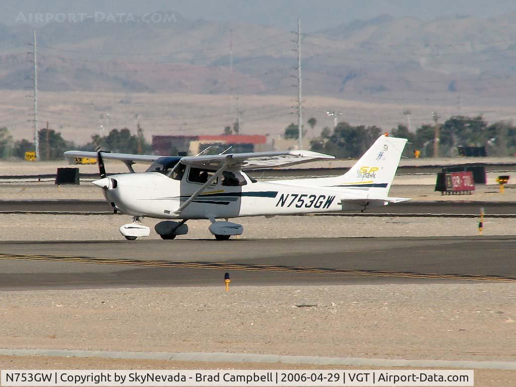 N753GW, 2001 Cessna 172S Skyhawk SP C/N 172S-8753, Tailwind Inc. / 2001 Cessna 172S - (Skyhawk)