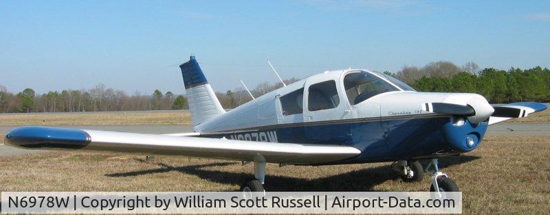 N6978W, 1965 Piper PA-28-140 C/N 28-21176, Exterior