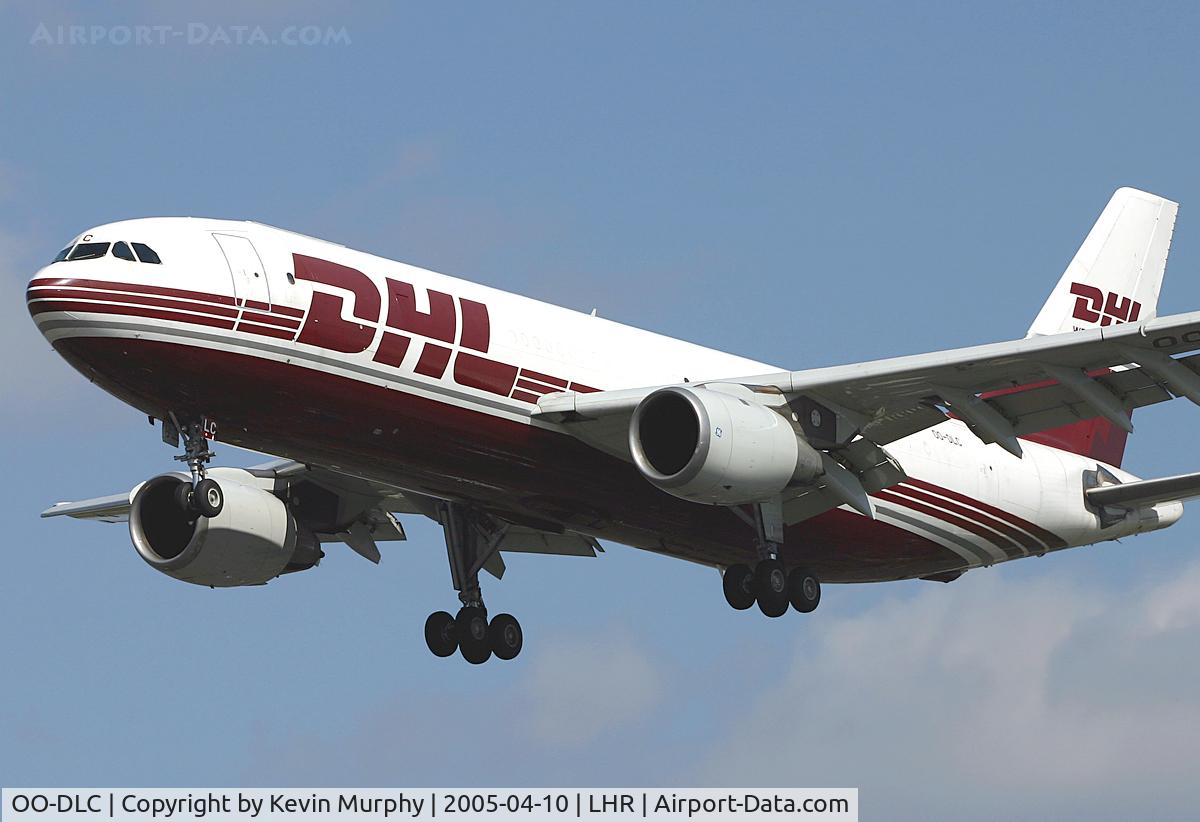 OO-DLC, 1981 Airbus A300B4-203F C/N 152, Belgian freighter drifting into Heathrow.