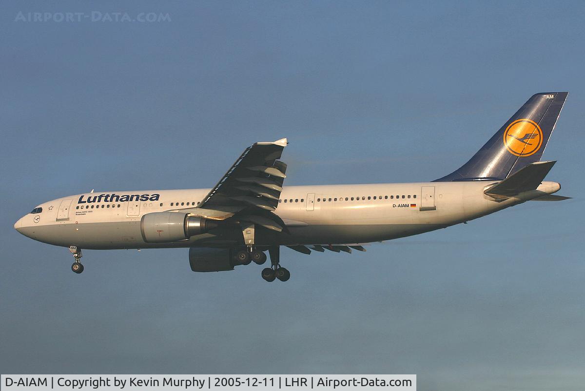 D-AIAM, 1987 Airbus A300B4-603 C/N 408, Landing at LHR's 27L.