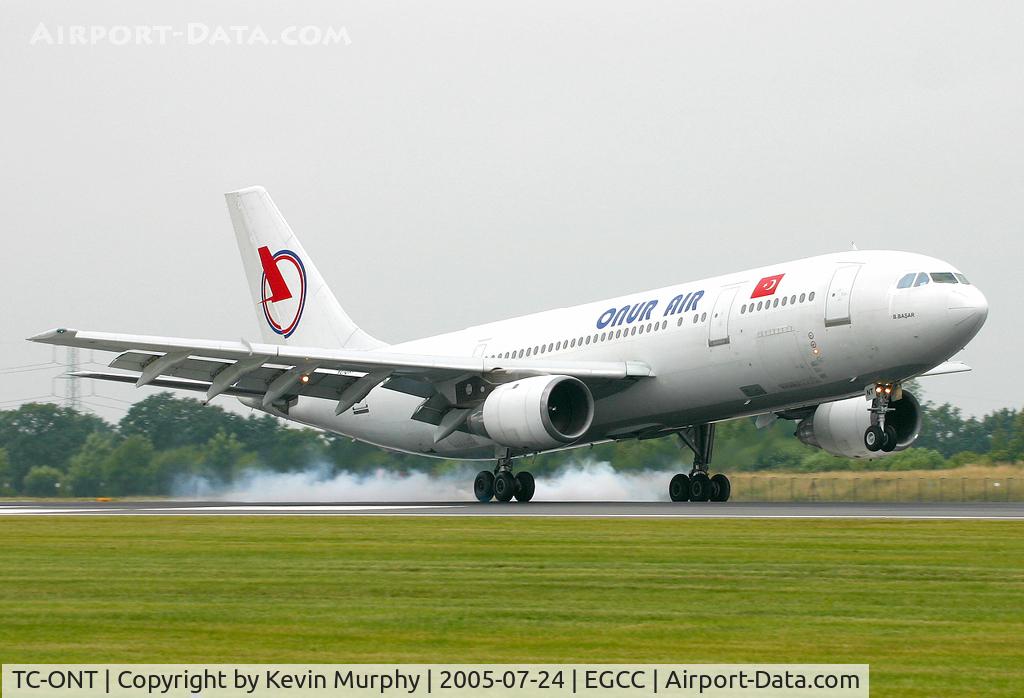 TC-ONT, 1981 Airbus A300B4-203 C/N 138, Heavy touchdown for this old A.300