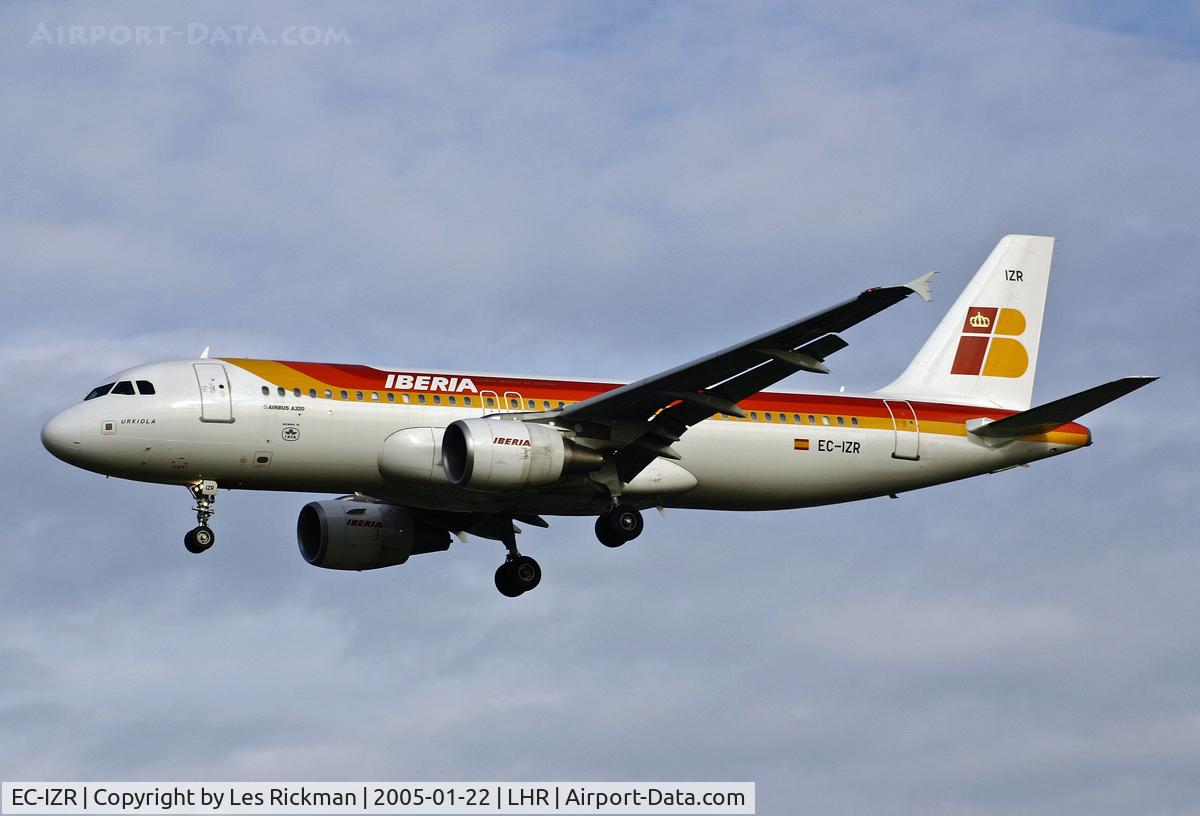 EC-IZR, 2004 Airbus A320-214 C/N 2242, Airbus A320 214