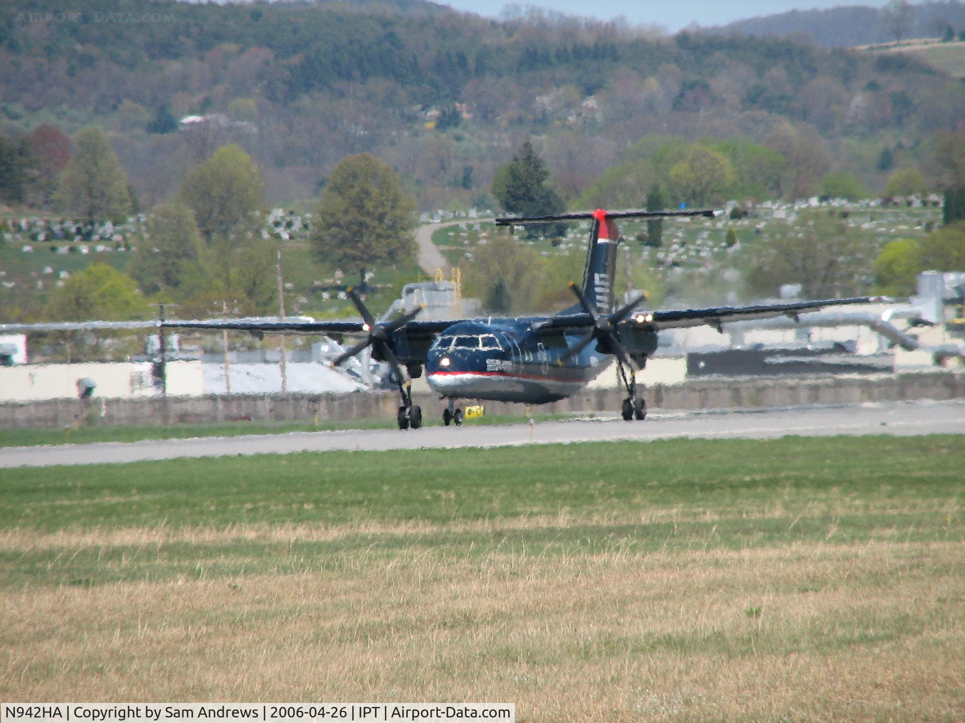 N942HA, 1989 De Havilland Canada DHC-8-102 Dash 8 Dash 8 C/N 163, Rolling out
