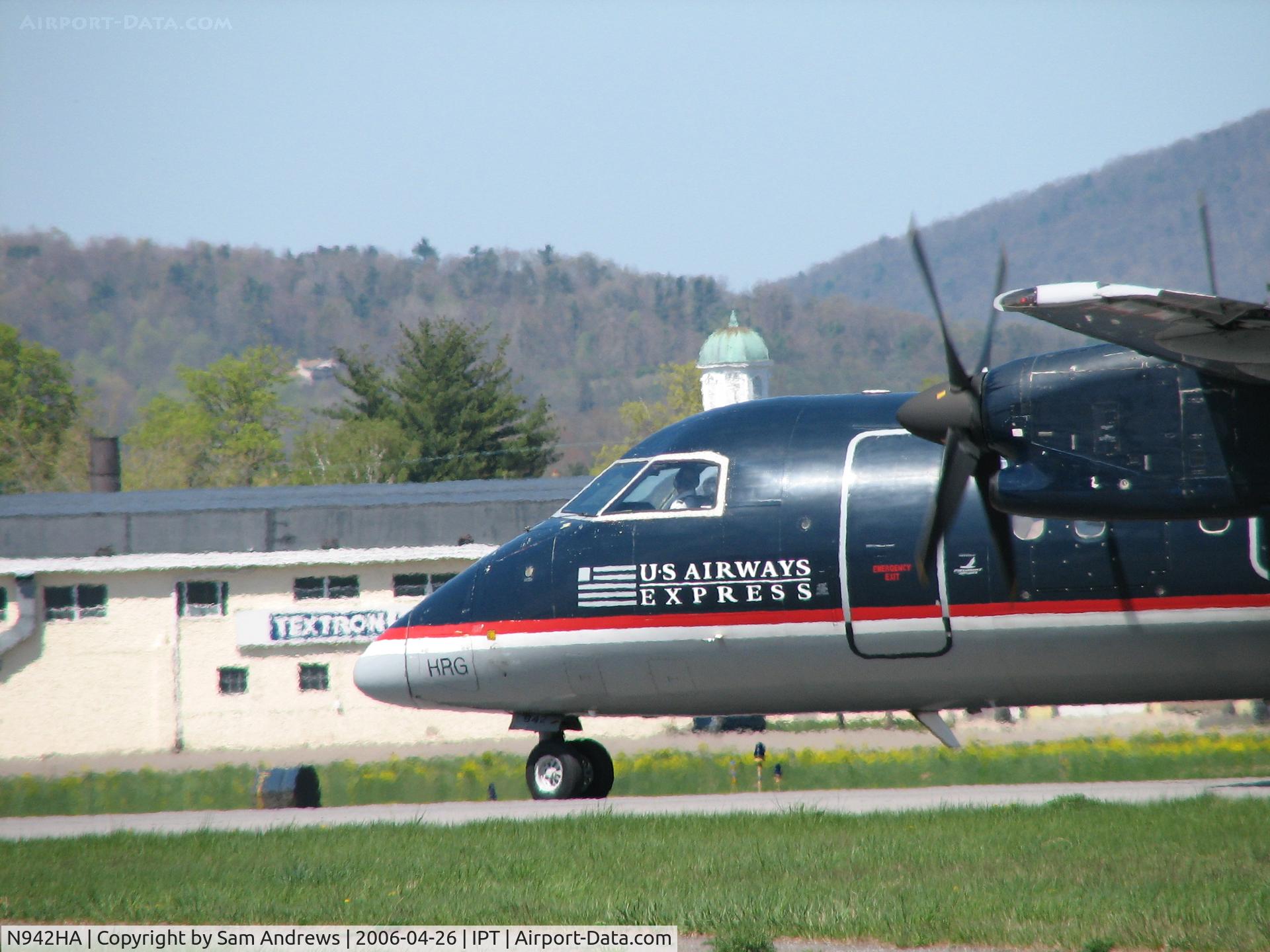 N942HA, 1989 De Havilland Canada DHC-8-102 Dash 8 Dash 8 C/N 163, 