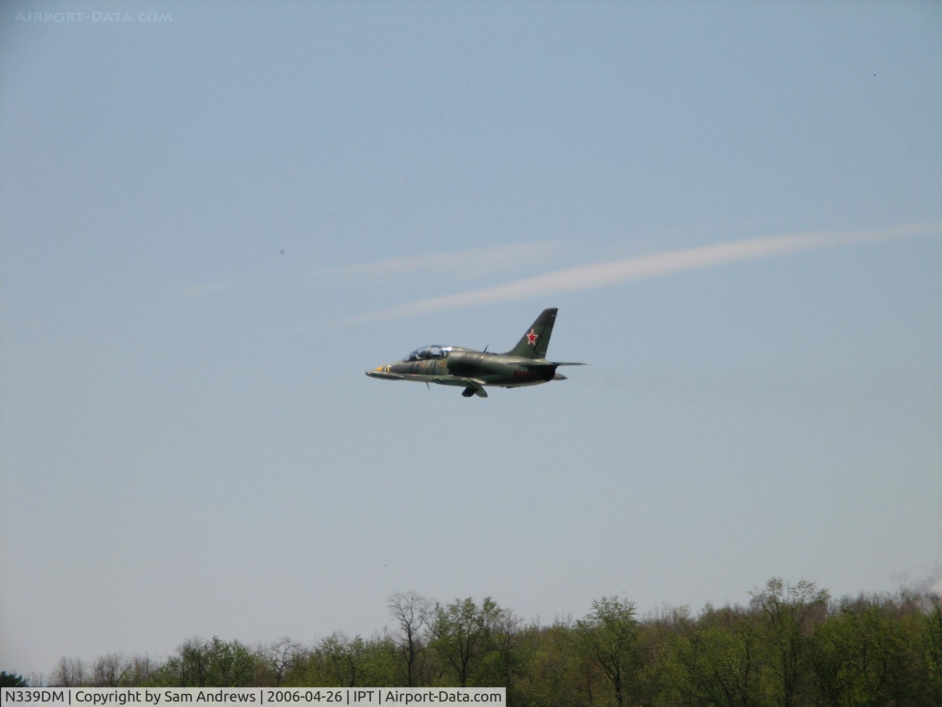 N339DM, Aero L-39C Albatros C/N 132020, There he goes!