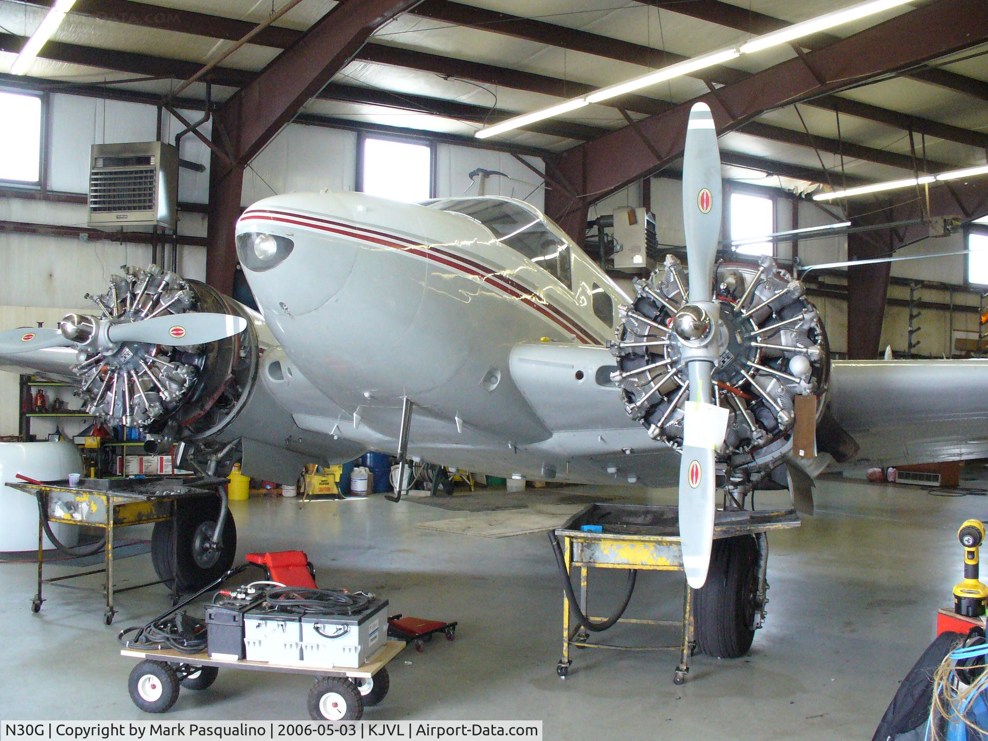 N30G, 1946 Beech D18S C/N A-131, Beech D18S