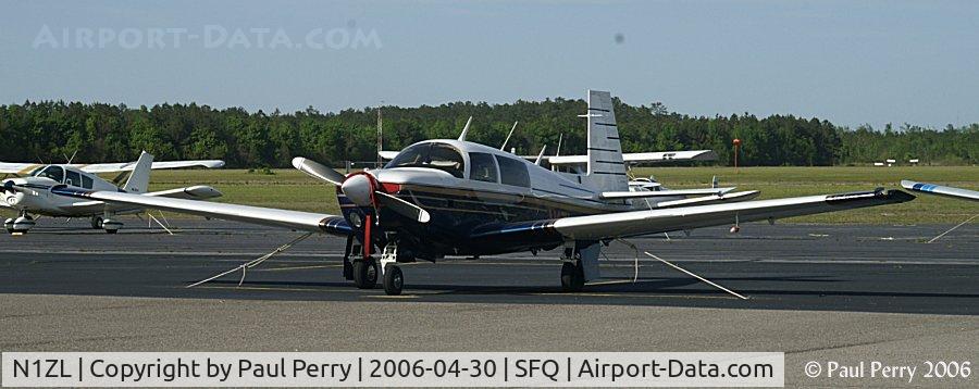 N1ZL, 1981 Mooney M20J 201 C/N 24-1238, Hanging out at Suffolk, without her cover