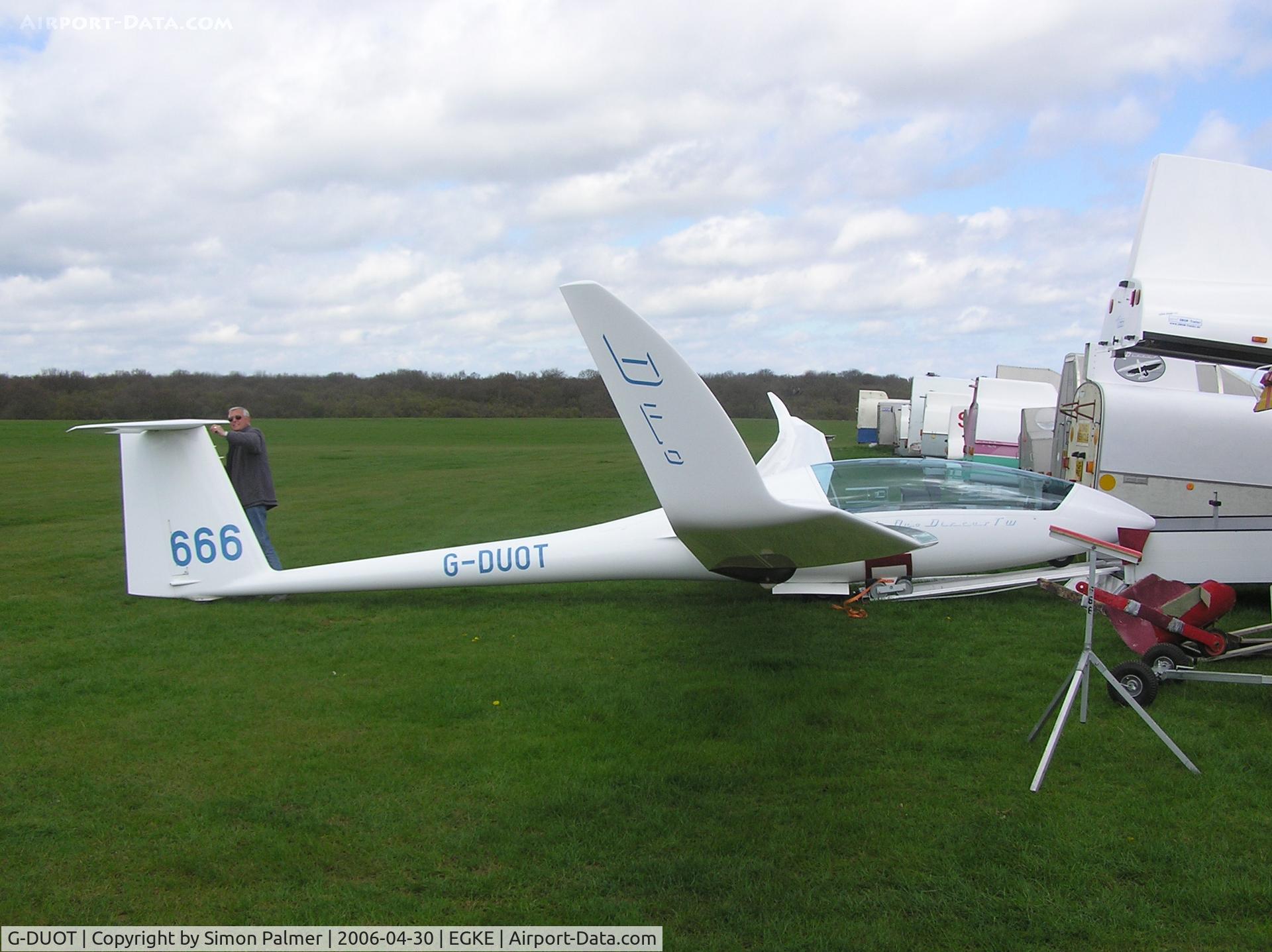 G-DUOT, 2005 Schempp-Hirth Duo Discus T C/N 123, Schempp-Hirth Duo Discus T at Challock