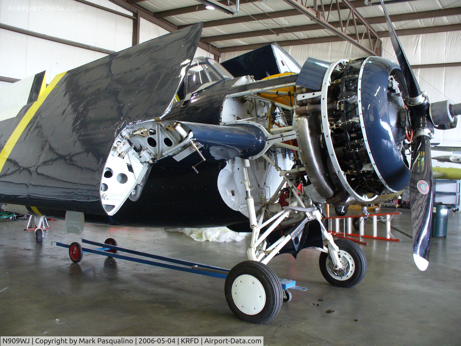 N909WJ, 1944 General Motors (Grumman) FM-2 Wildcat C/N 16203, FM-2