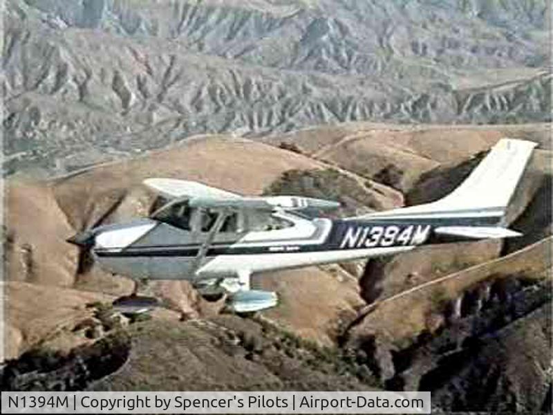 N1394M, 1975 Cessna 182P Skylane C/N 18264311, N1394M