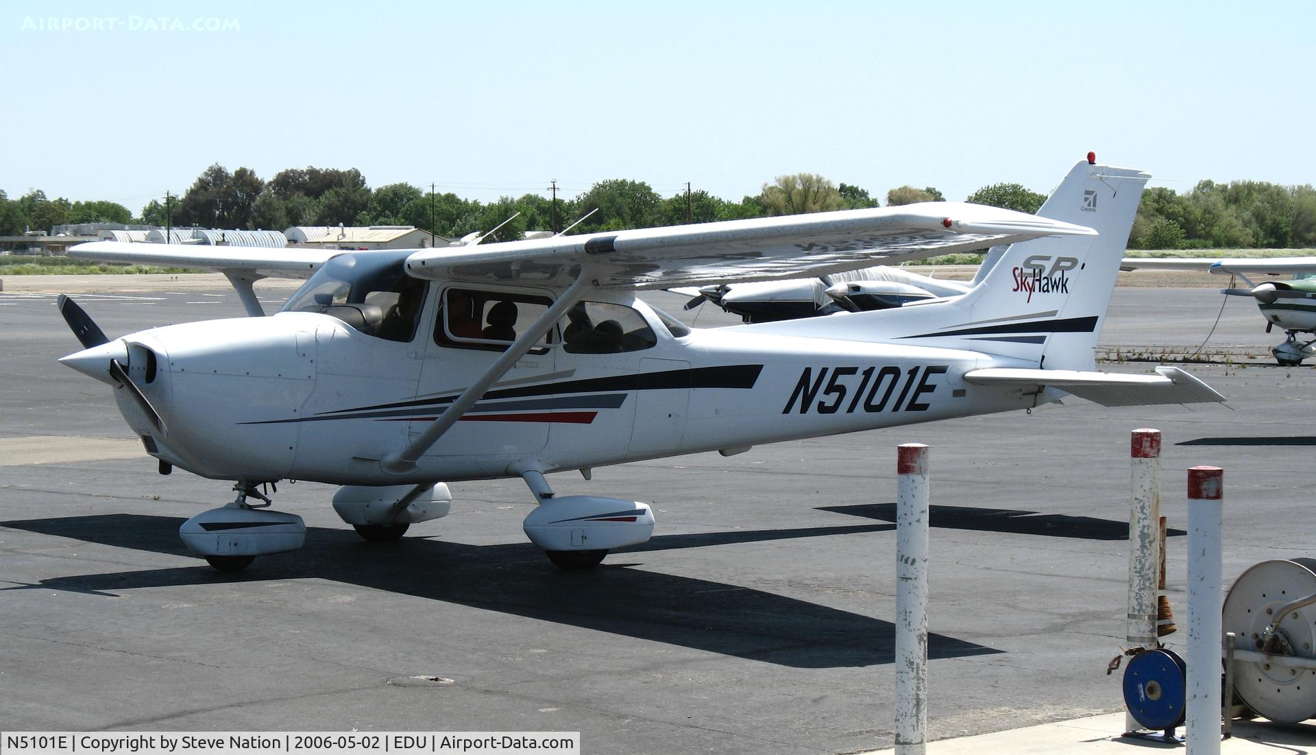 N5101E, 2001 Cessna 172S C/N 172S8979, Powerpoint Aviation LLC 2001 Cessna 172S at University Airport, Davis, CA