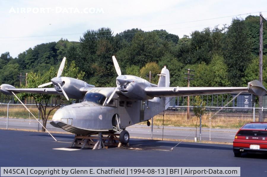 N45CA, 1944 Grumman G-44 Widgeon C/N 1380, Widgeon on blocks.  Ex-Navy J4F-2, 37750