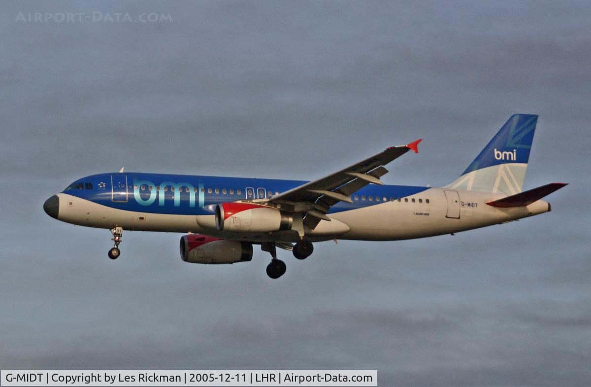 G-MIDT, 2001 Airbus A320-232 C/N 1418, Airbus A320 232
