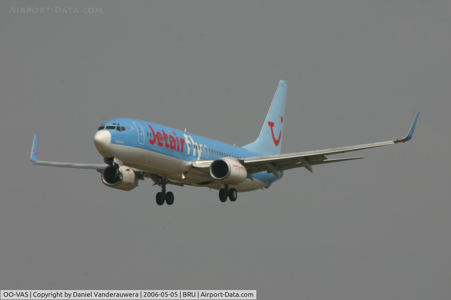 OO-VAS, 2002 Boeing 737-86Q C/N 30285, arrival of OO-VAS with JetairFly paintings and white noose