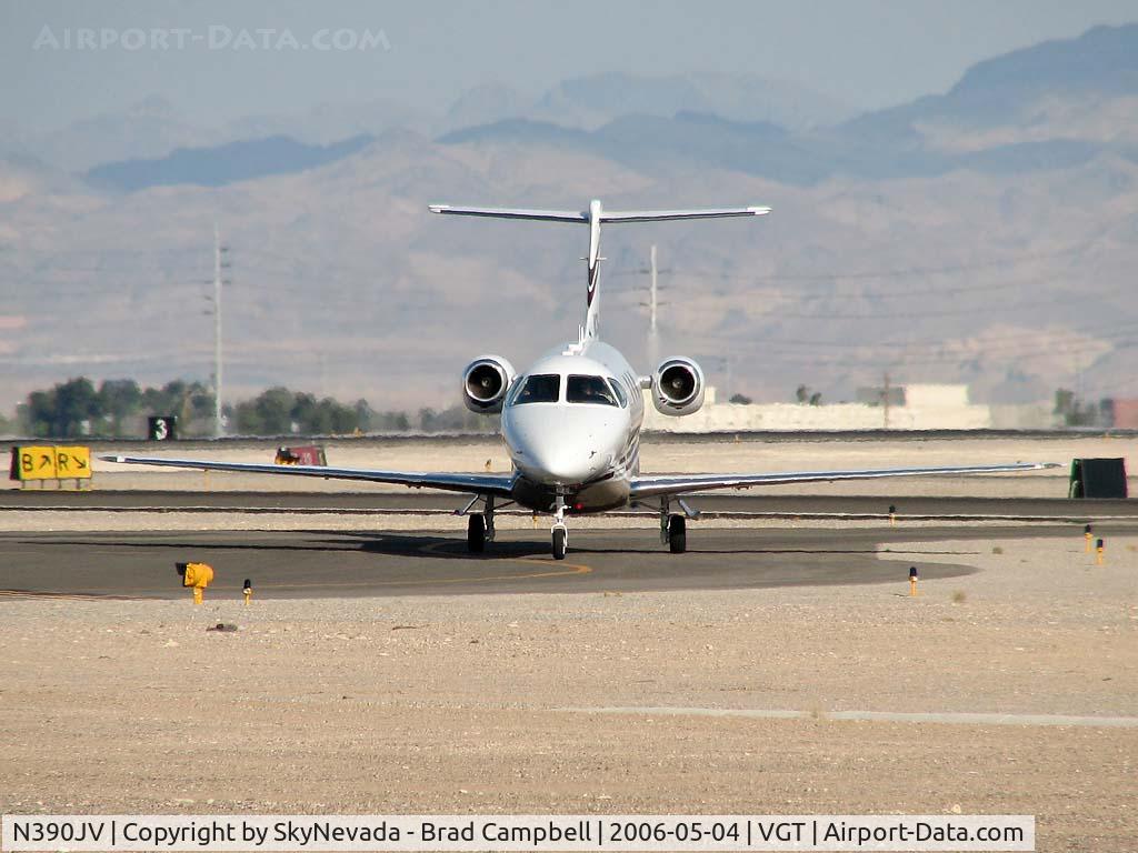 N390JV, Raytheon Aircraft Company 390 Premeir I C/N RB-129, Privately Owned /  RAYTHEON AIRCRAFT COMPANY 390 Premeir I