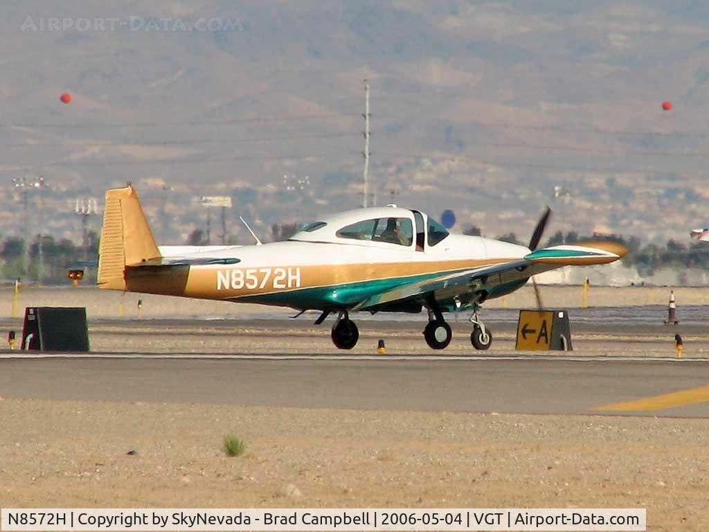 N8572H, 1947 North American Navion (NA-145) C/N NAV-4-621, Privately Owned / 1947 Navion NAVION A