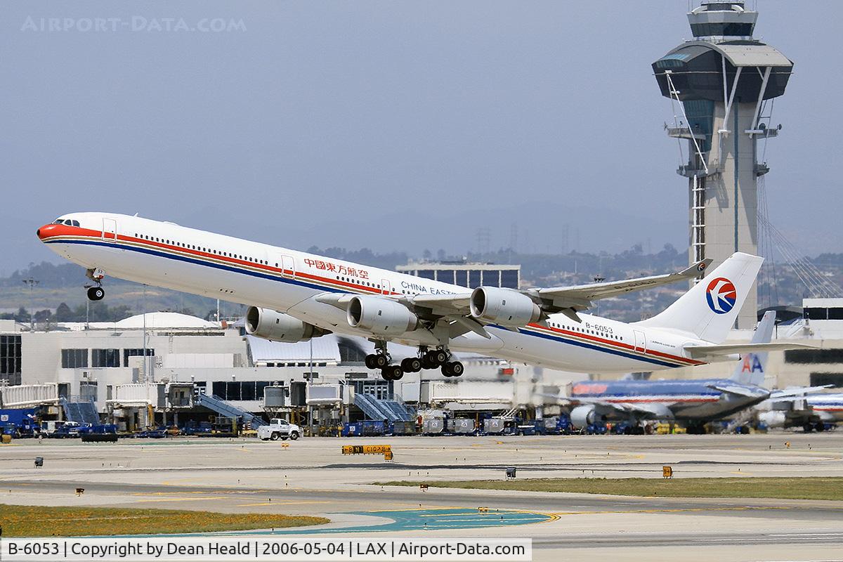 B-6053, 2004 Airbus A340-642 C/N 577, China Eastern A-340-642 B-6053 (FLT CES586) departing LAX RWY 25R enroute to Shanghai Pudong (ZSPD), China.