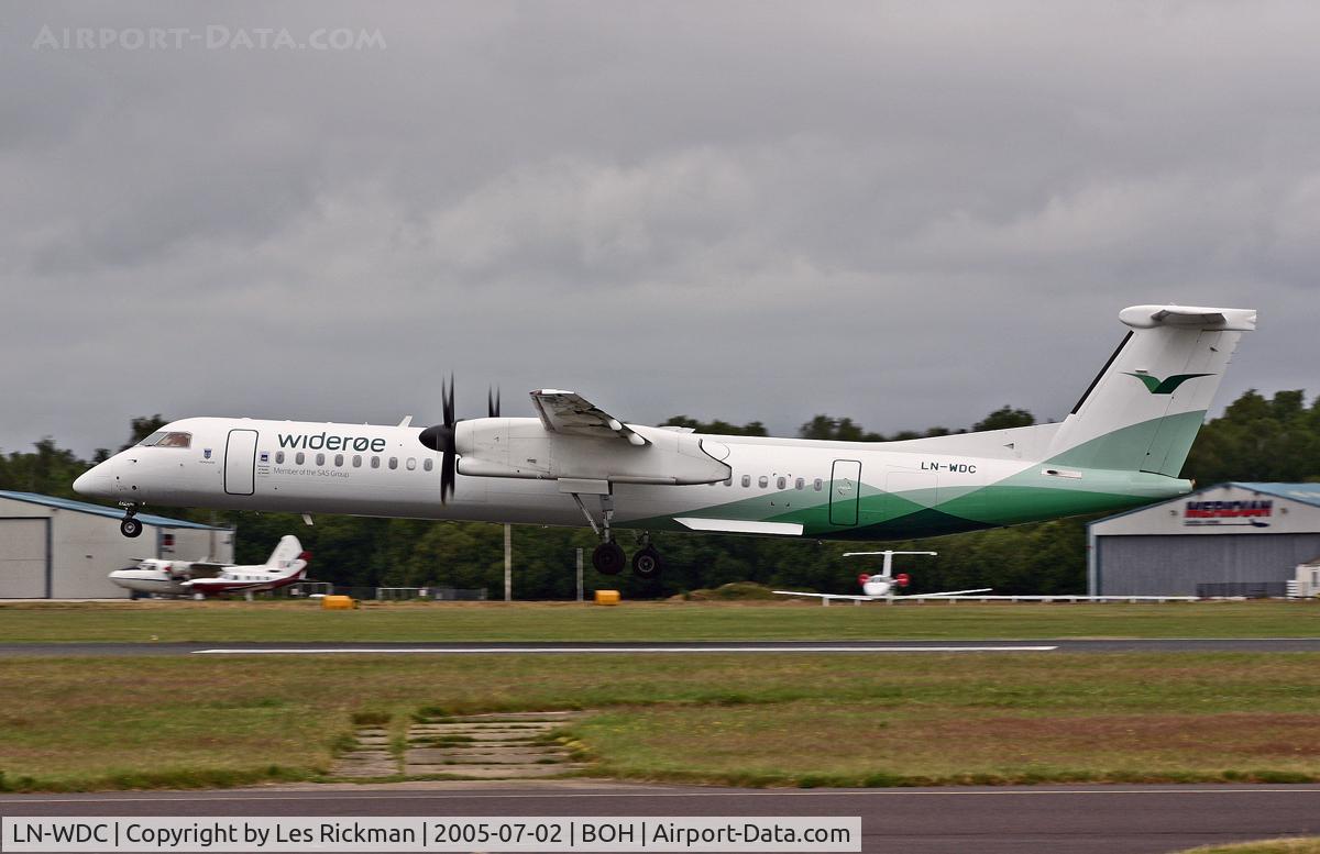 LN-WDC, 2002 De Havilland Canada DHC-8-402Q Dash 8 C/N 4071, D.H.C.8Q-402 Dash Eight
