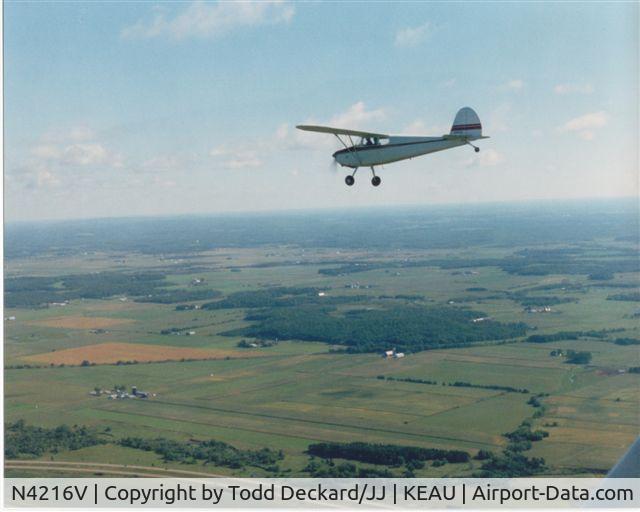 N4216V, 1948 Cessna 170 C/N 18572, Cessna 170 in flight
